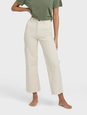 24B193500-WCP_BILLABONG-1_8f7b8f40-b59b-4f0a-ab11-9b7ec96b49cb