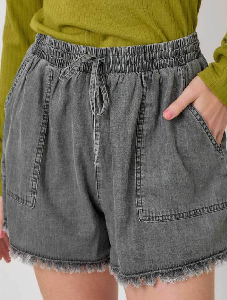 Frayed Detail Short
