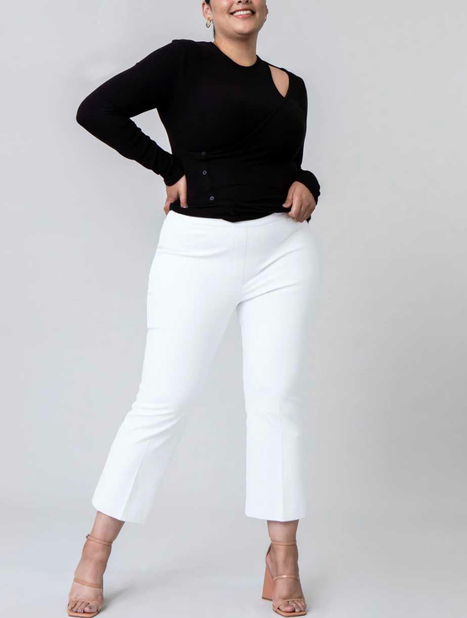 Spanx On-The-Go Kick Flare Pants in Classic White (Final Sale) – JAYNE  Boutique