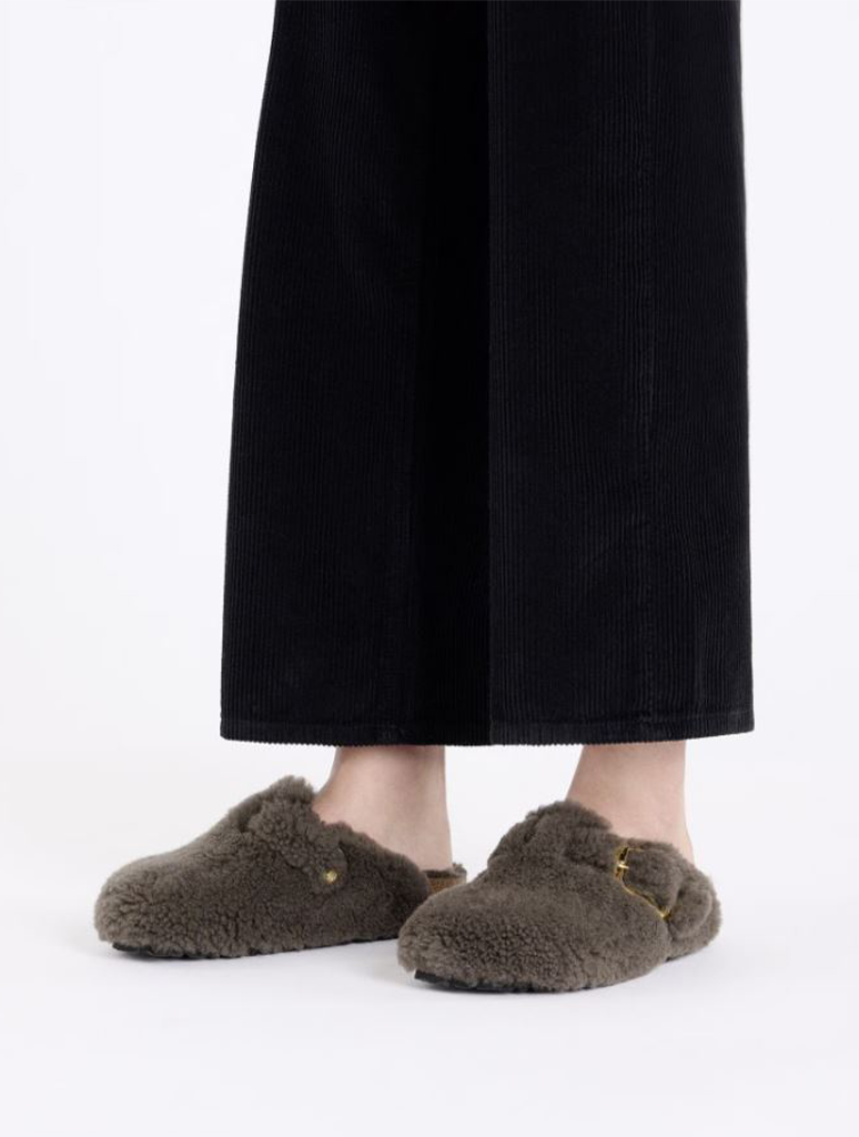 Birkenstock Boston Big Buckle Shearling Clog – JAYNE Boutique Birkenstock Boston Big Buckle Shearling Clog – JAYNE Boutique