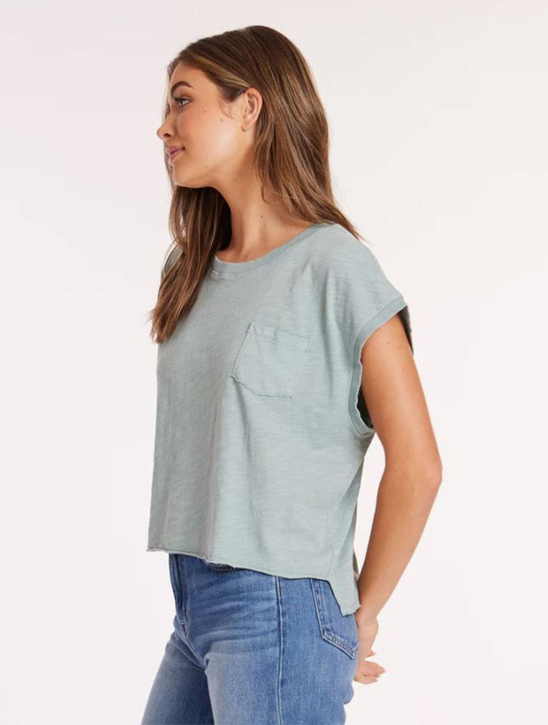 Short Dolman Sleeve Step Hem Tee