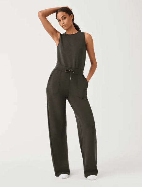 Spanx Dupe Jumpsuit Review #spanxdupe #airessentialsjumpsuit