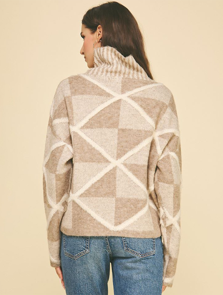 Diamond Pattern Turtle Neck Sweater
