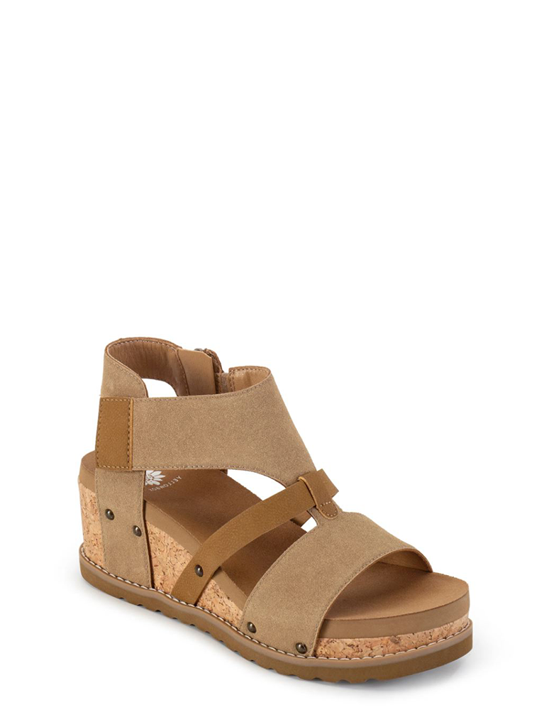 65888-ADRIS_YELLOWBOX-1