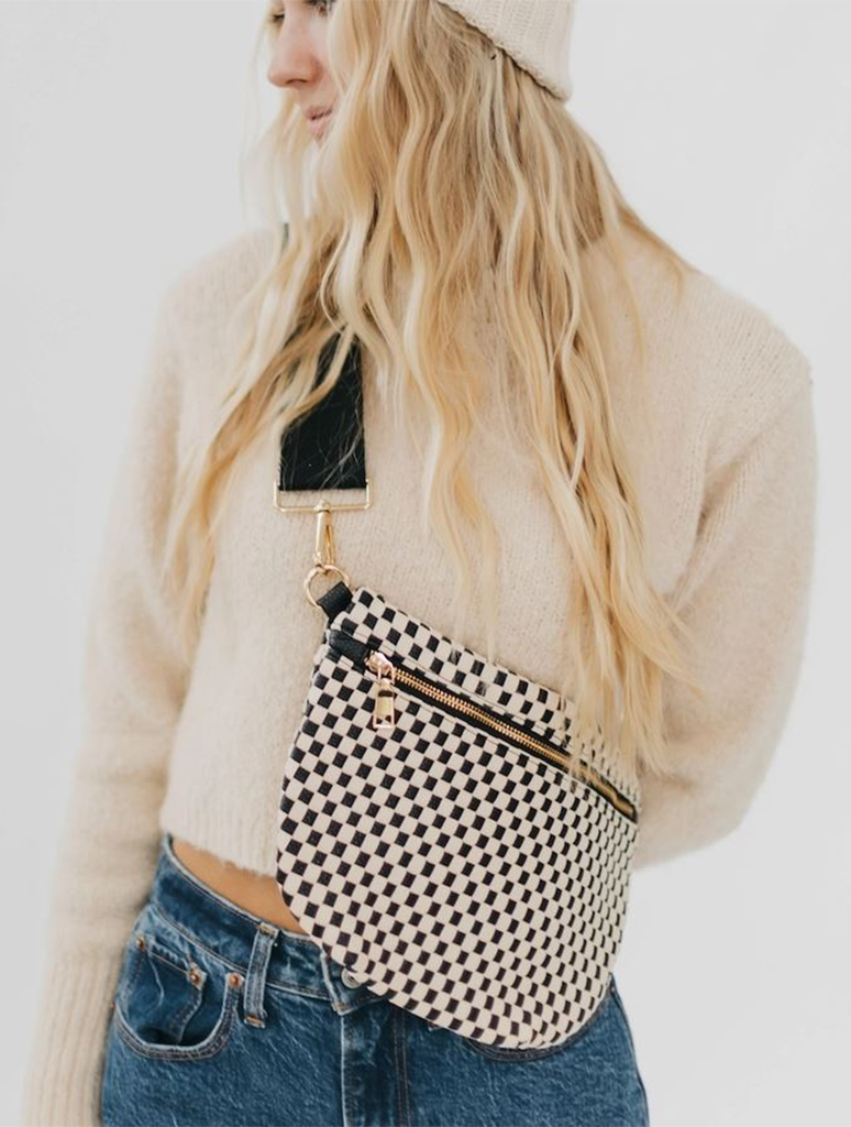 BAG-WES-CHBLK-BLT_PRETTYSIMPLE-1