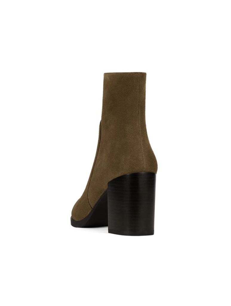 DUNCANN-2-CAMEL_JEFFREYCAMPBELL-3