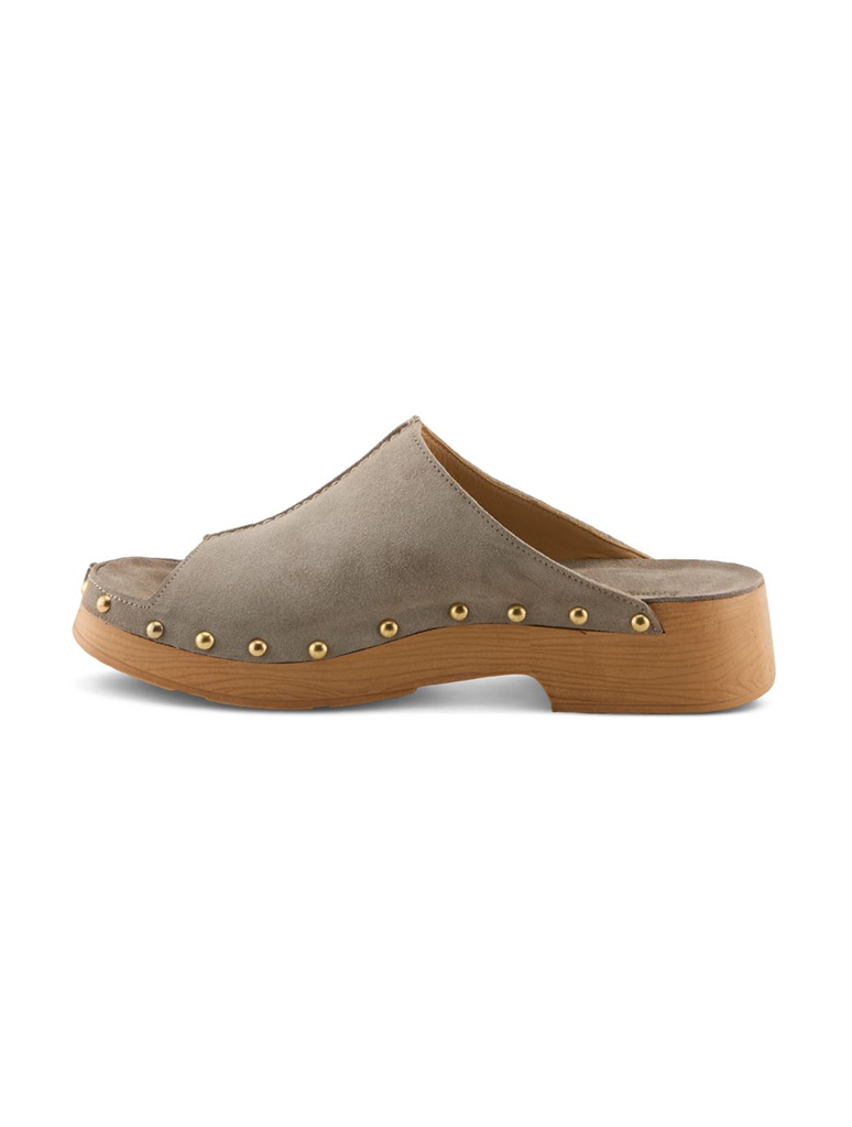 EMBERLYN-GRYS_SPRINGSTEP-2