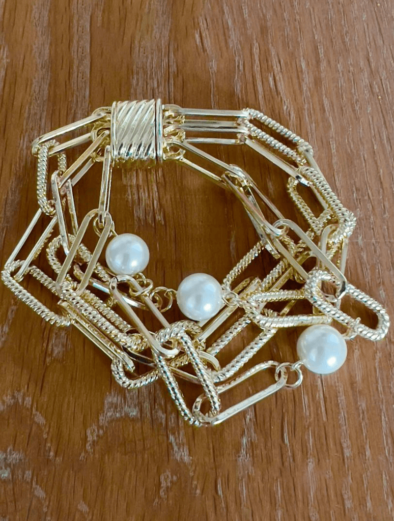 Pearl Magnetic Bracelet in Gold
