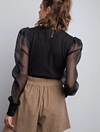    ET22983_EASEL-3