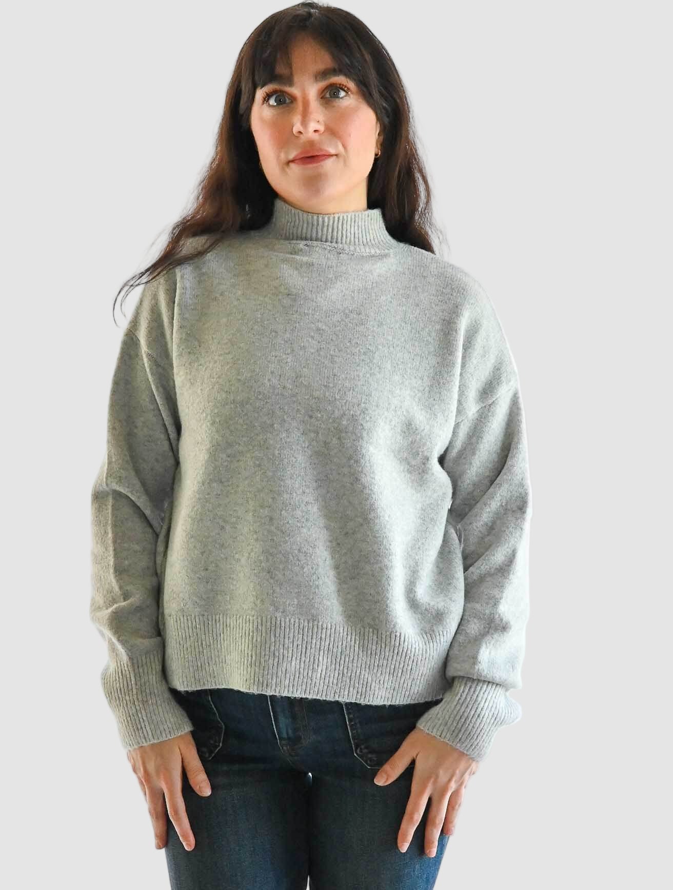 Daffodil Long Sleeve Mock Neck Pullover