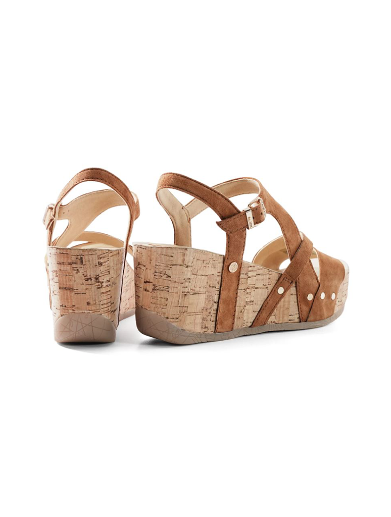 FINOLA-WOODASHES_BUSSOLA-2