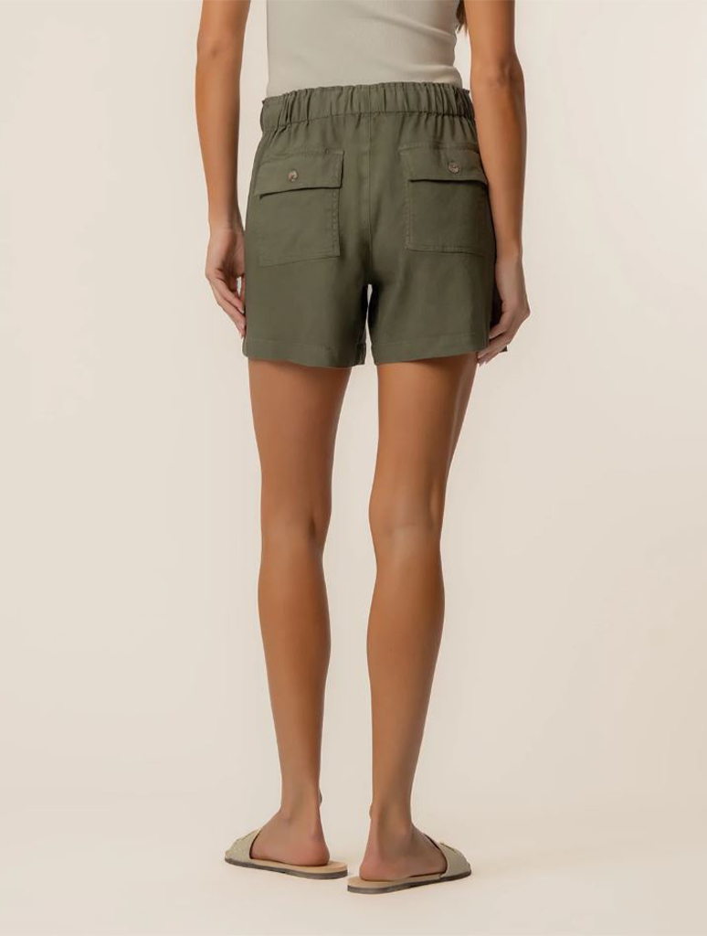 KB52301-FORST_KUTFROMTHEKLOTH-3_c6a07a81-e12a-4ea2-8ea2-0d498c6d2f8e