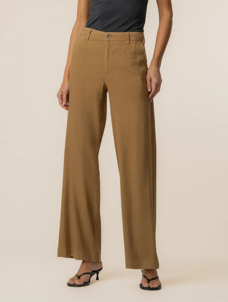 KB74201-WOOD_KUTFROMTHEKLOTH-1