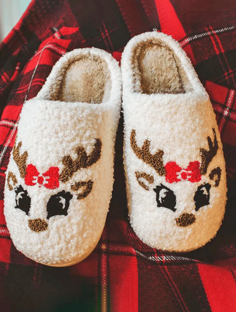 Reindeer Face Christmas Sherpa Slippers in White