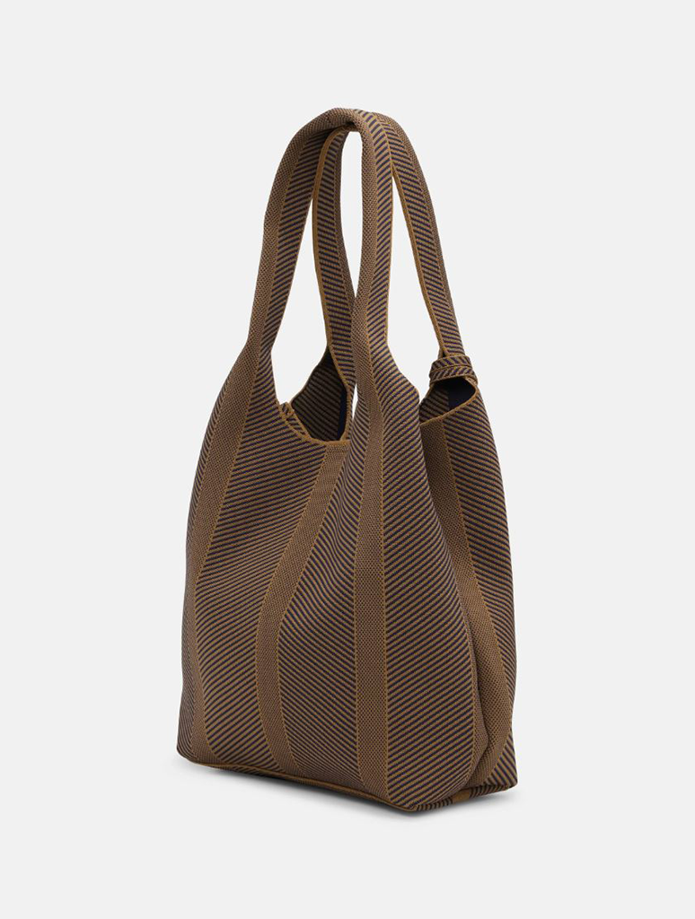 KNITTY01-660261_ILSEJACOBSEN-2