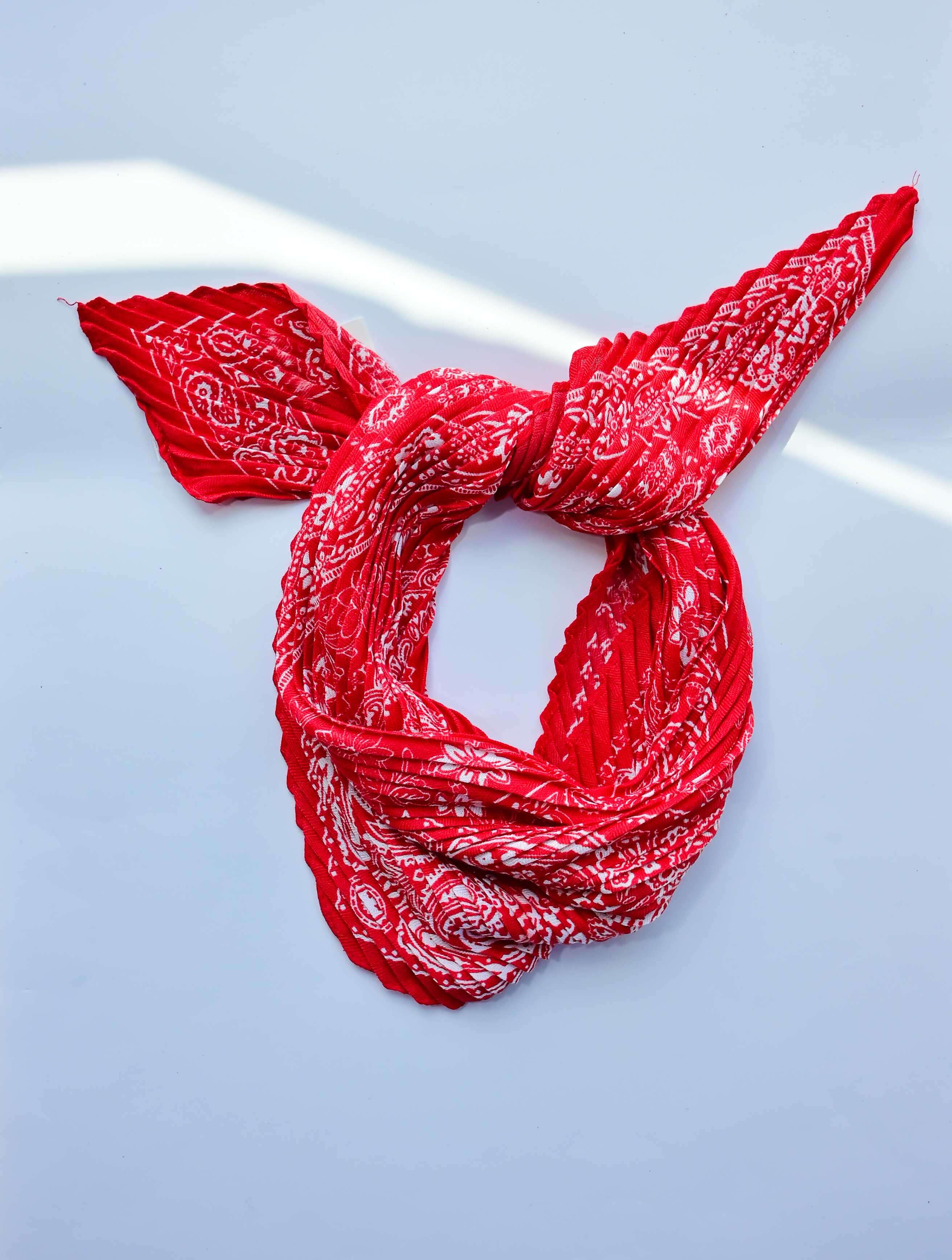 Paisley Bandana Pattern Crinkle Square Scarf