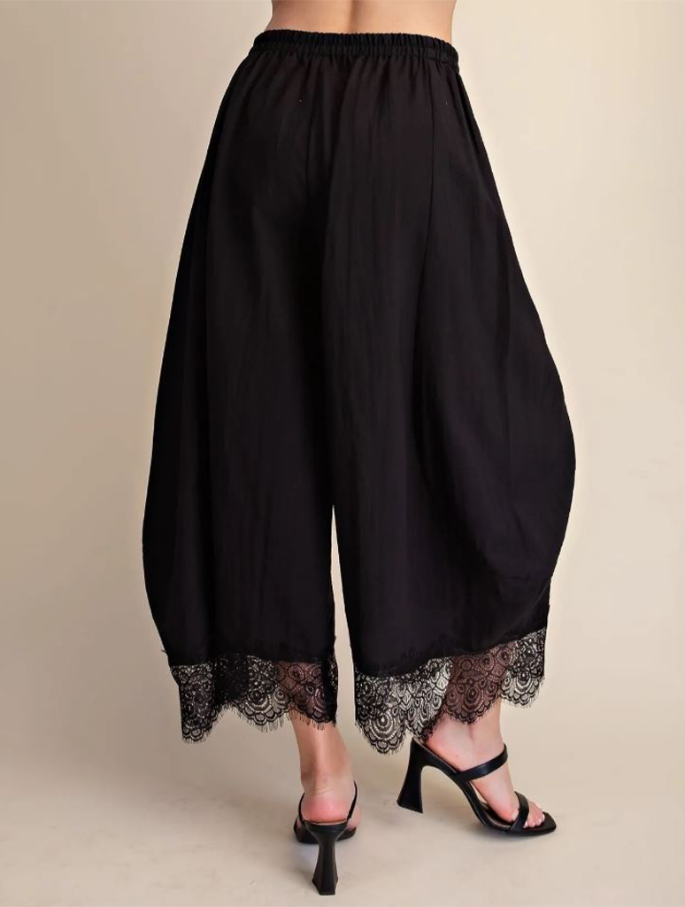 Cropped Lace Trim Balloon Pants