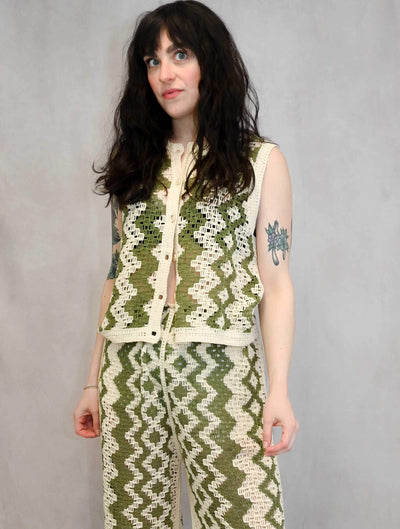 Ladies Knit Sleeveless Cardigan