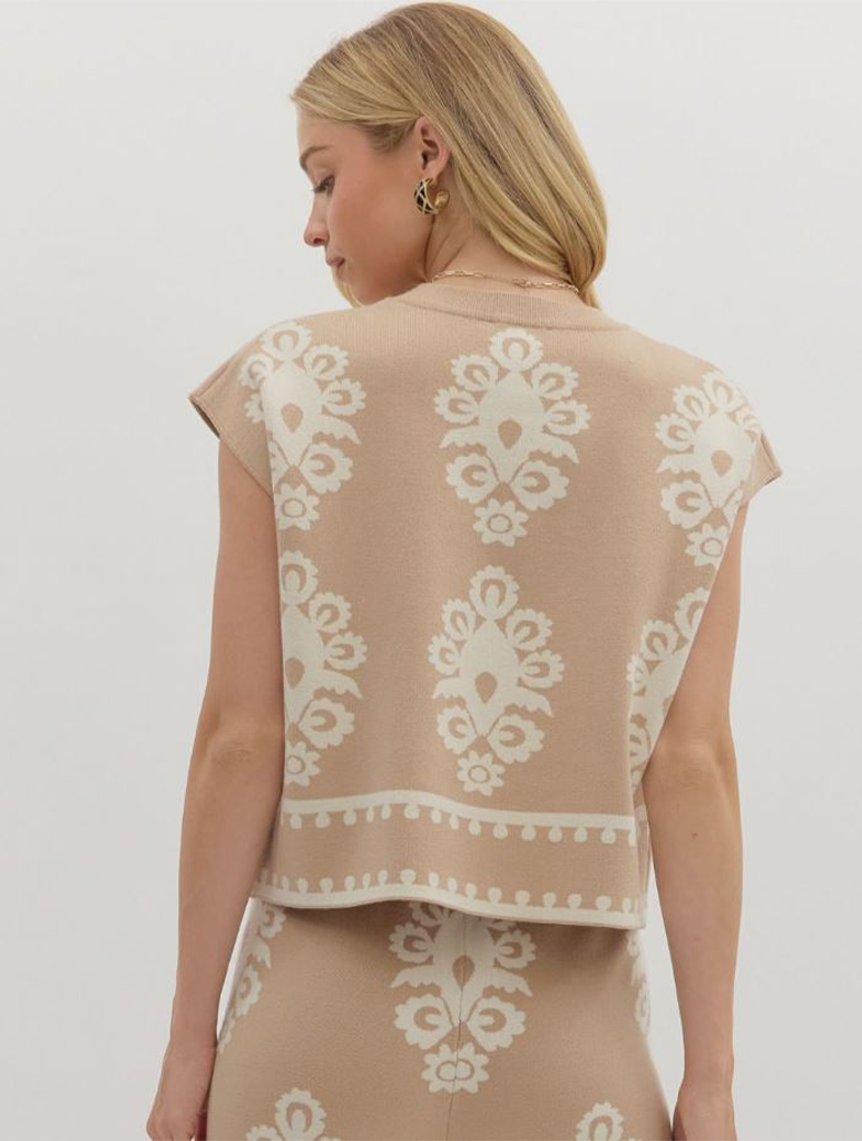 Pattern Muscle Sweater