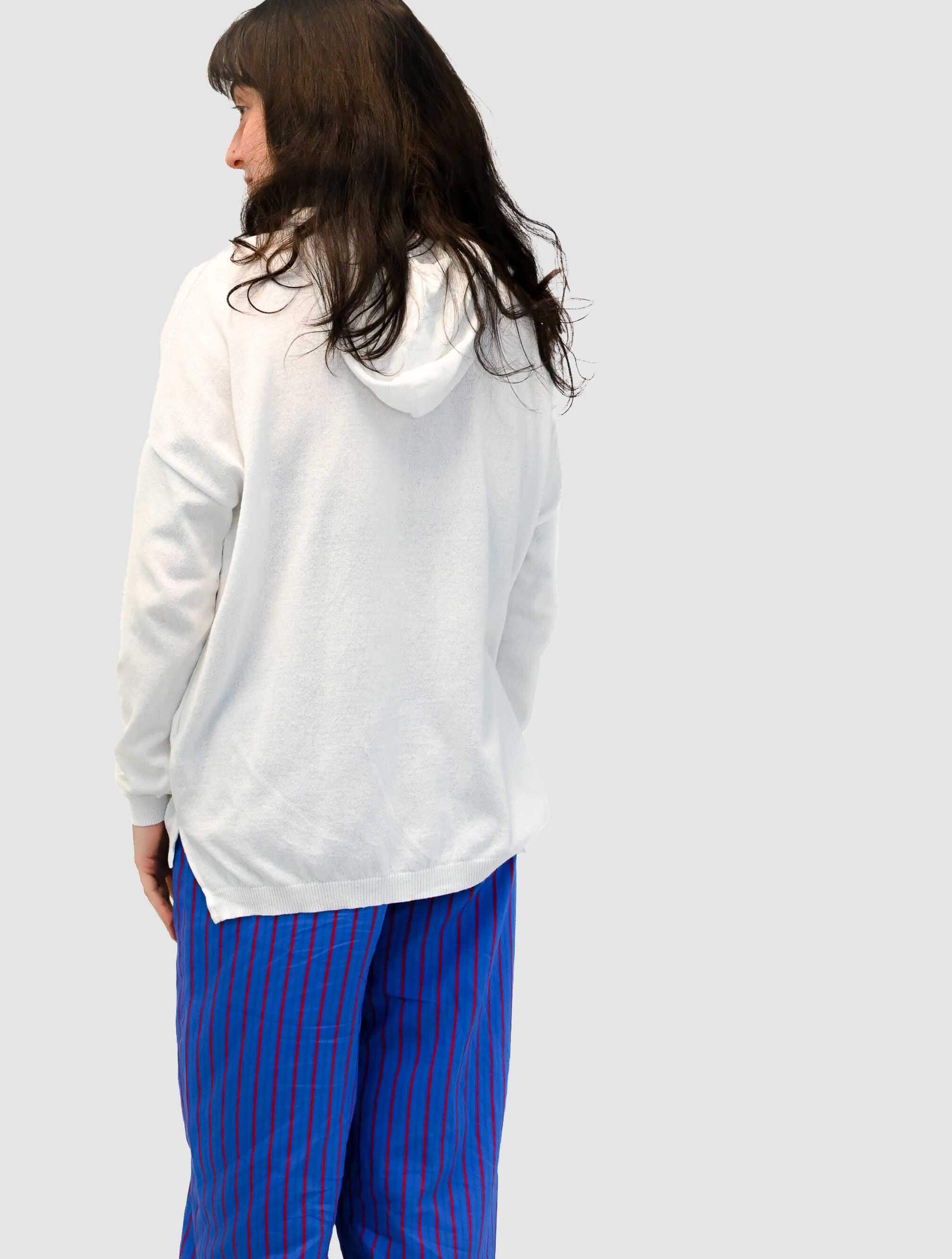 Detailed fabric view of Après Lake hoodie highlighting textured knit and softness