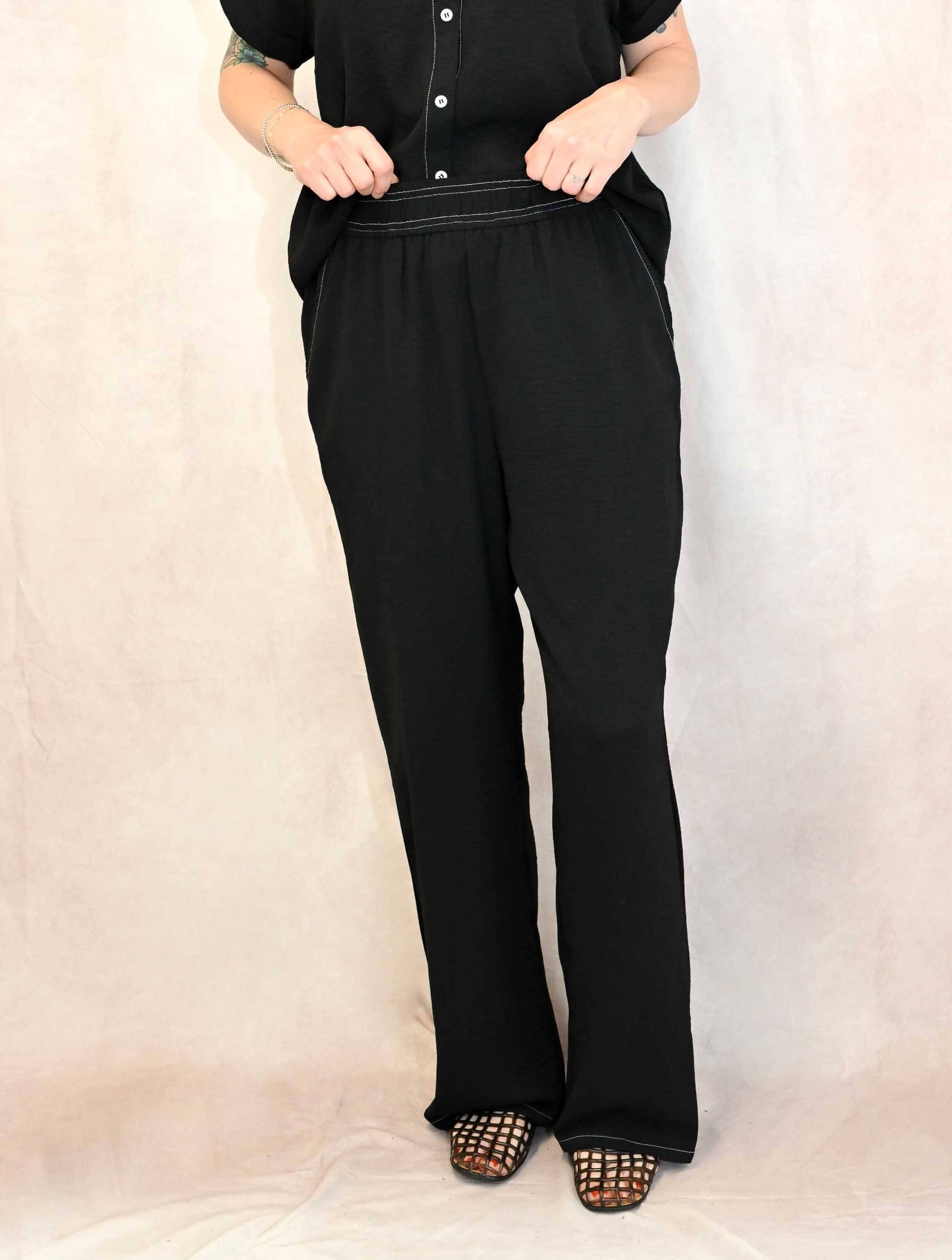 Contrast Stitch Flowy Pant