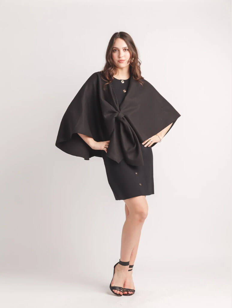Adjustable Knotted Cape