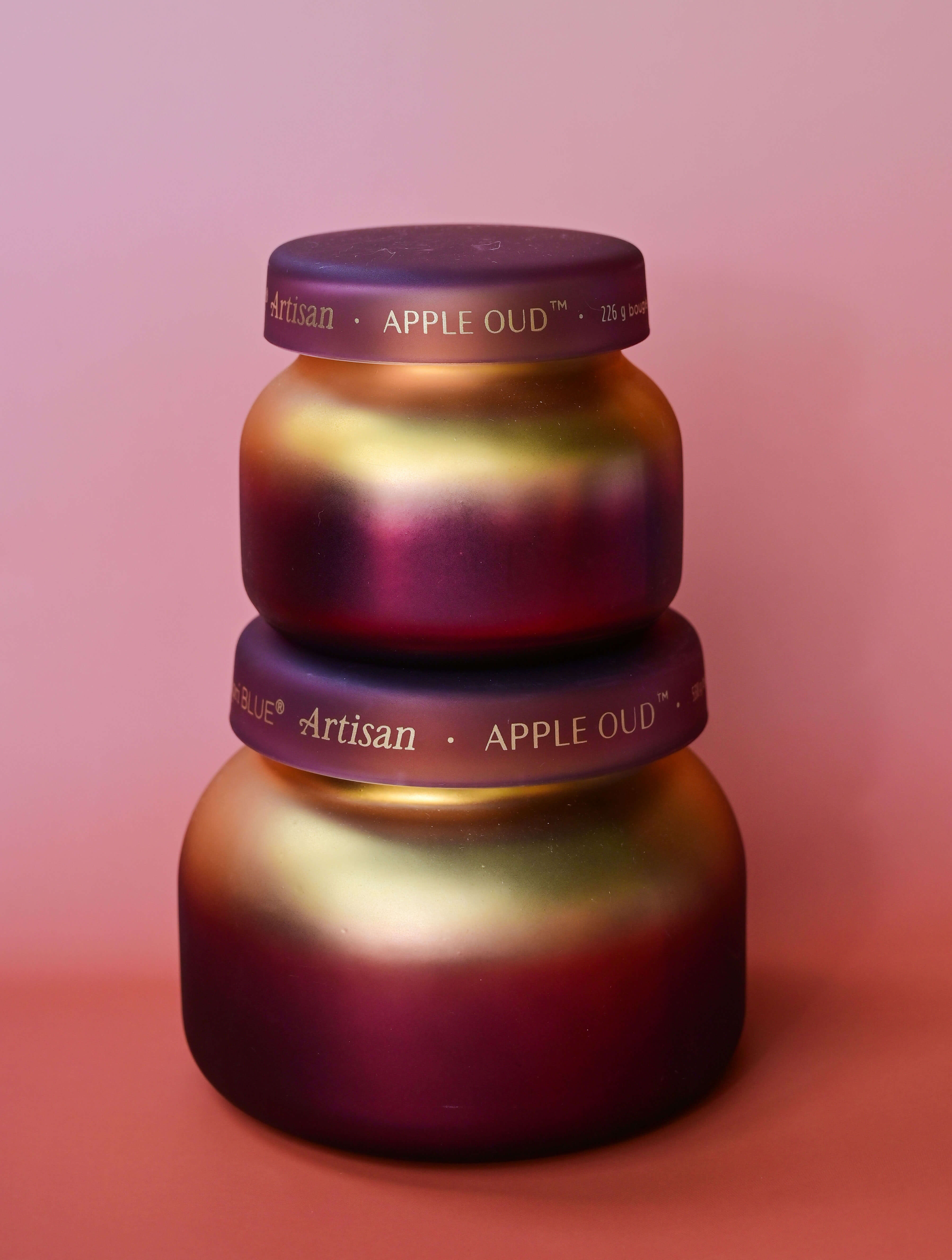 Capri Blue Apple Oud Artisan Tuscan Radiance Petite Candle