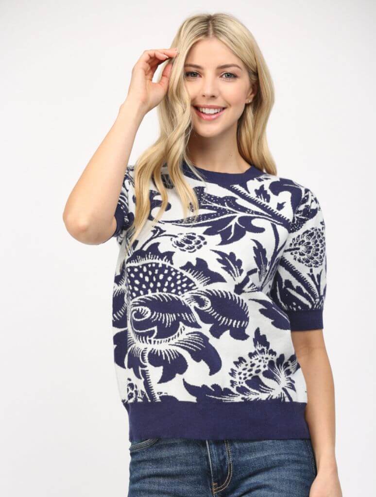 Floral Motif Jacquard Knit Short Sleeve Sweater