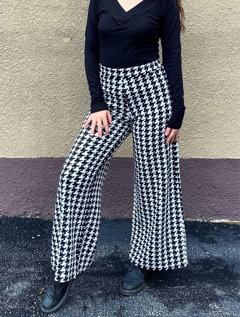 Vintage Palazzo Pants in White/Black Houndstooth