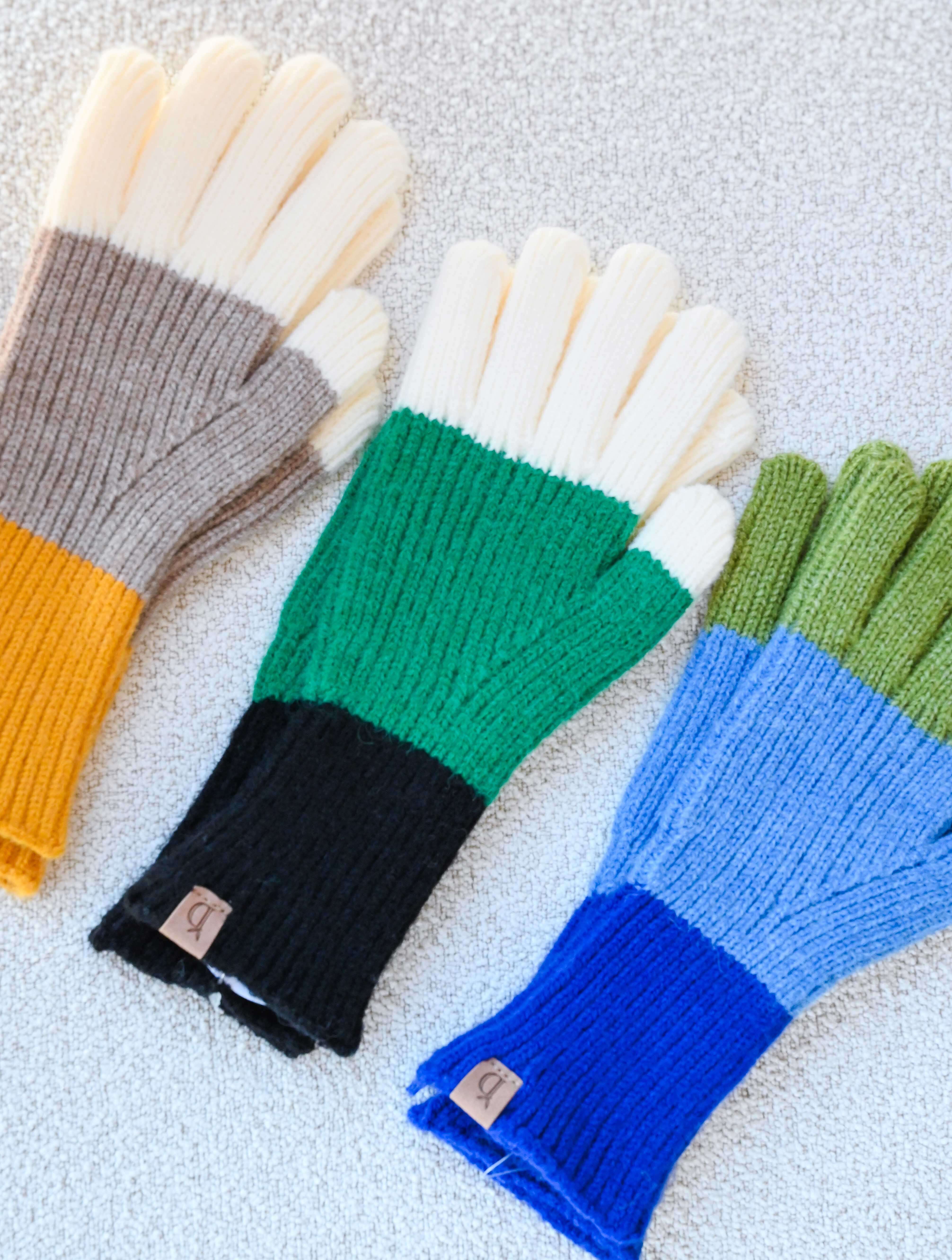 Trio Color Block Gloves