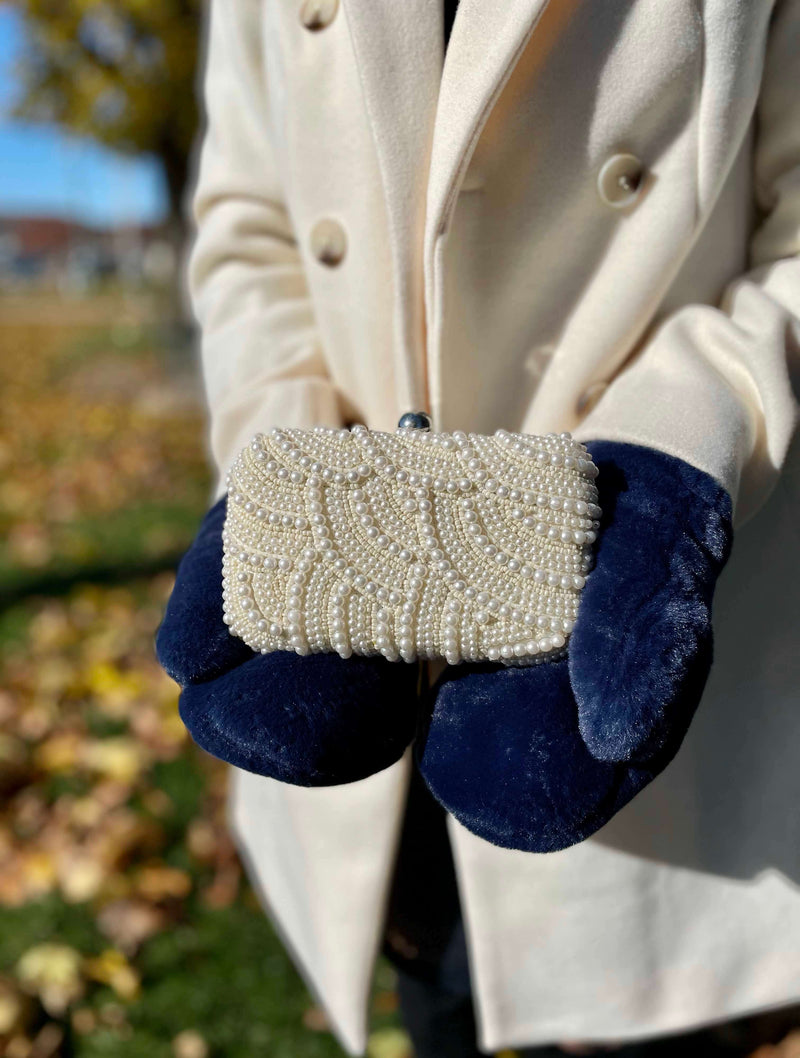 Pearl Clutch in Ivory