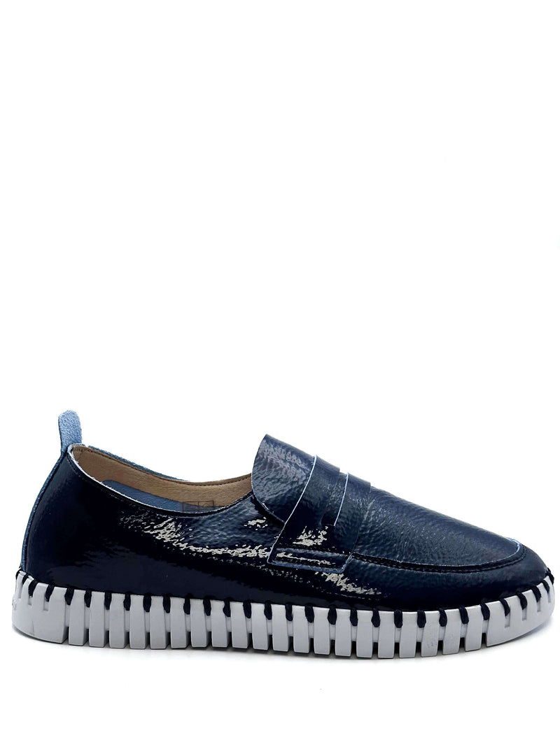 Ilse Jacobsen Patent Loafer in Navy