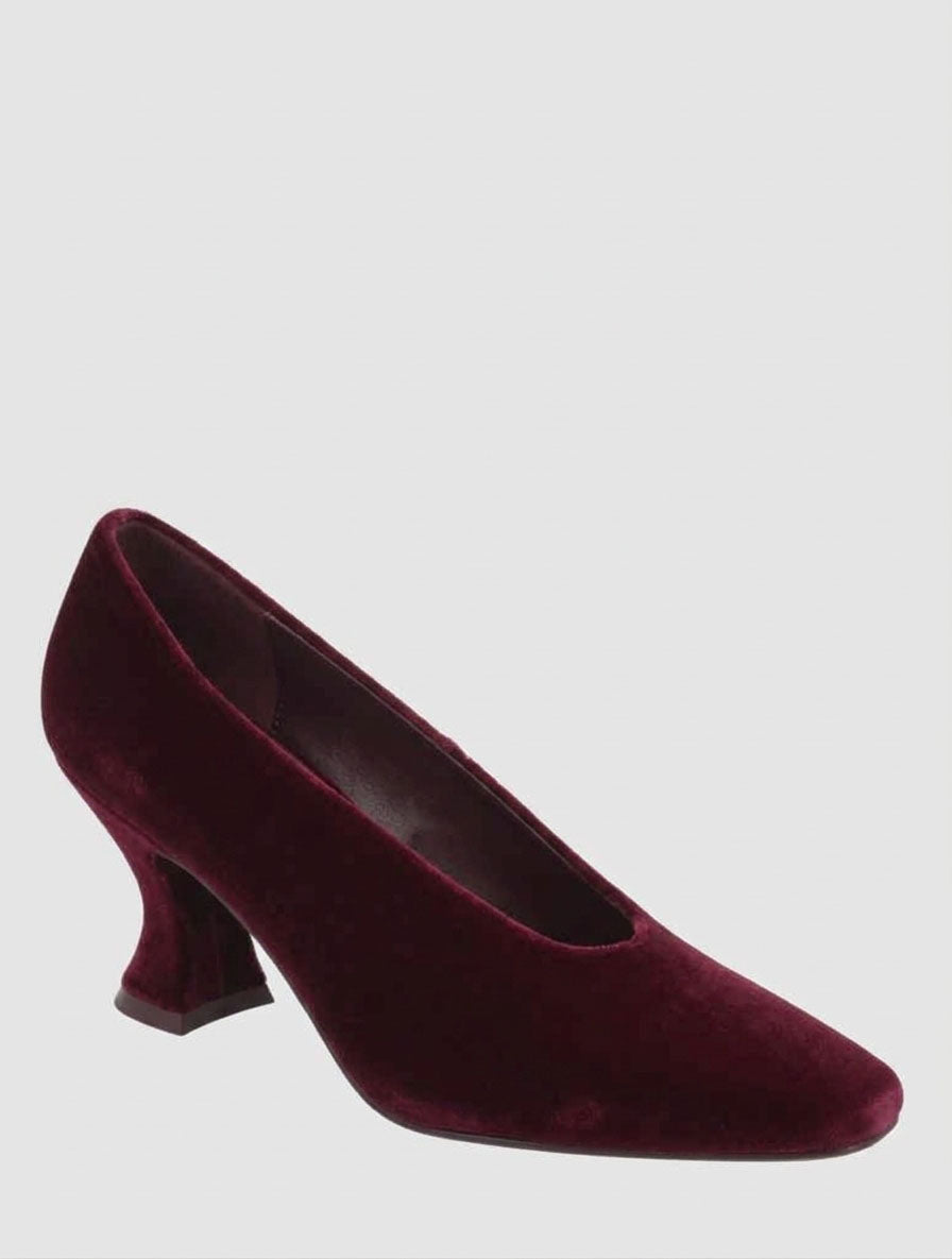 Jeffrey Campbell Hints-3 Pumps