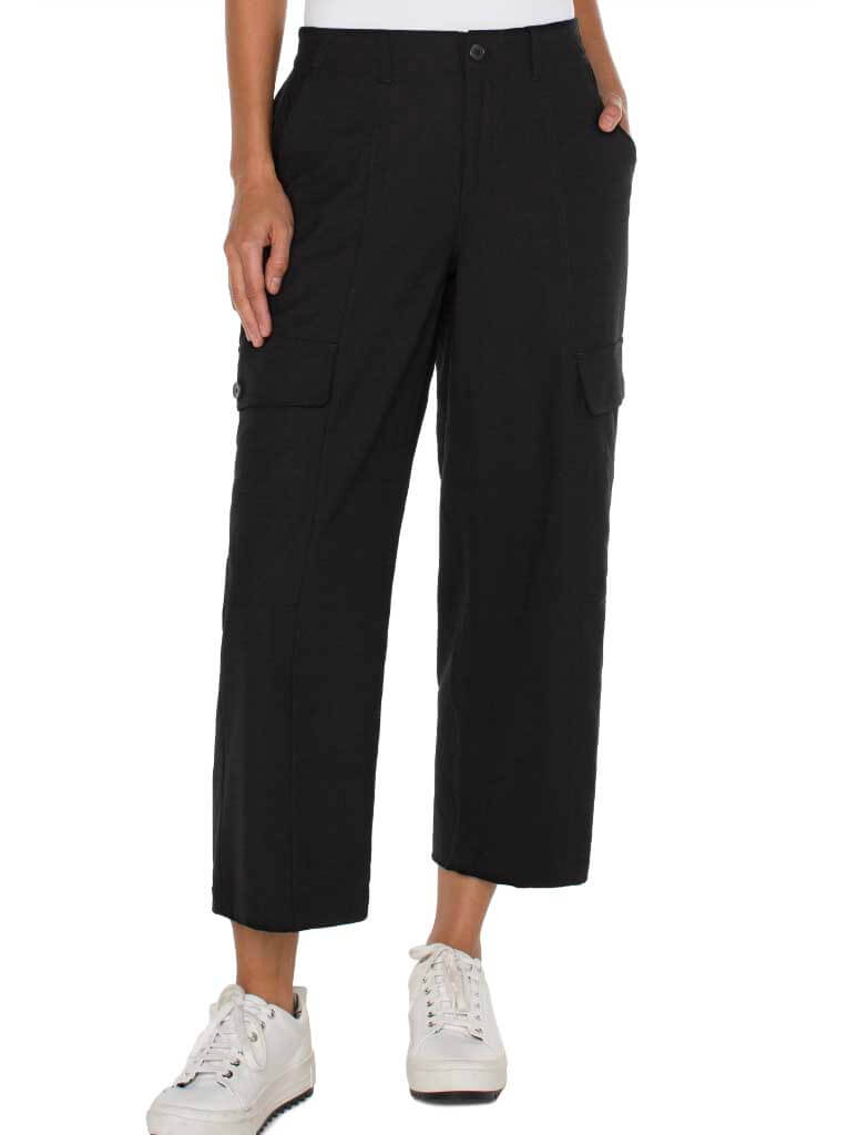 Liverpool High Rise Cargo Crop Straight Pants in Black