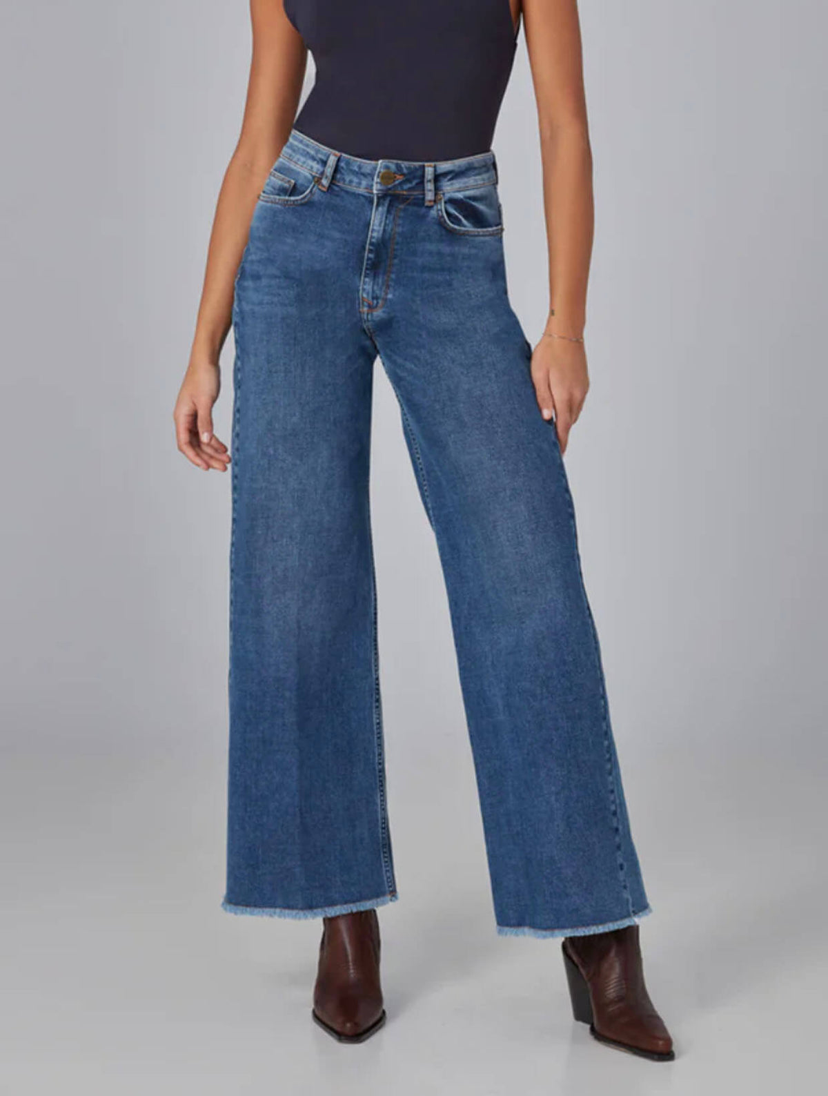 Lola Jeans Milan Ultra High Rise Wide Leg Jeans