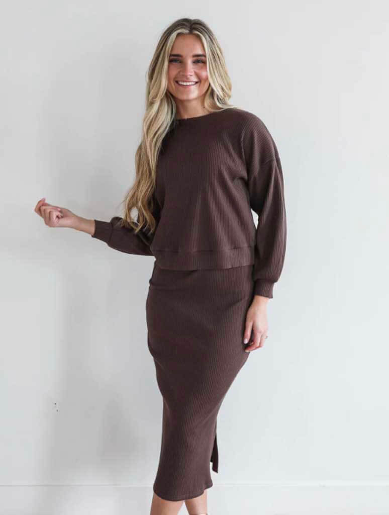 Oversized Ribbed Sweater in Chocolate