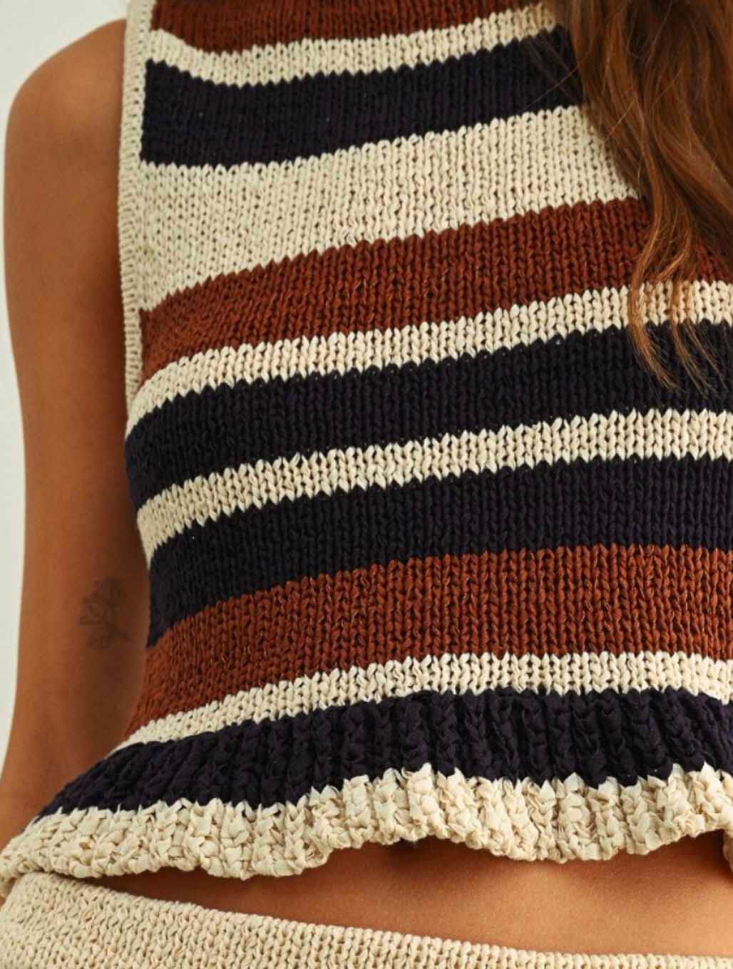 Color Blocked Knit Top with Ruffle Hem