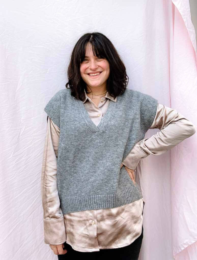 Knit Sweater Vest in Heather Grey