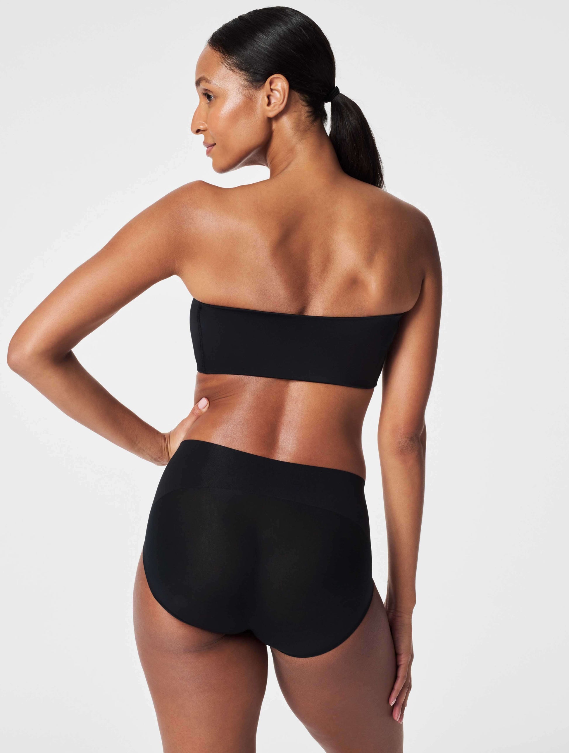 SPANXSmooth Suit Your Fancy Bandeau