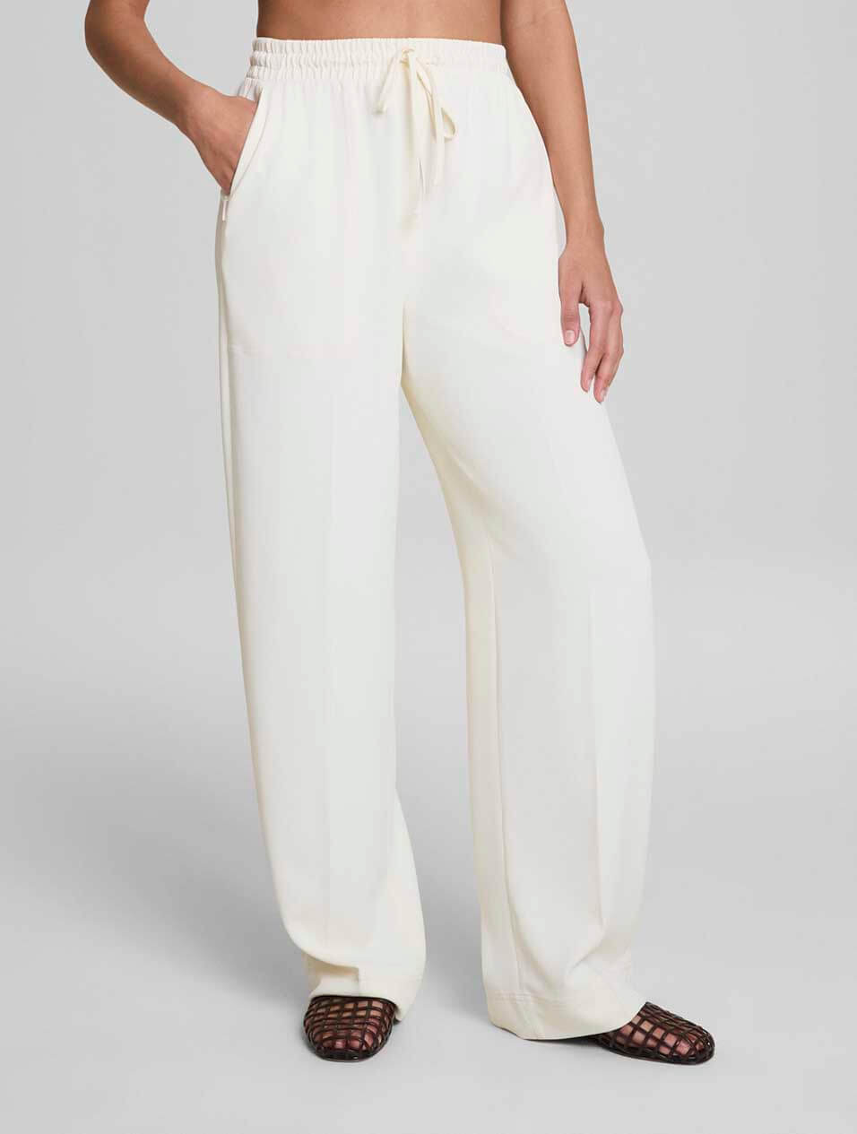 Spanx Travel Gab Wide Leg Pant
