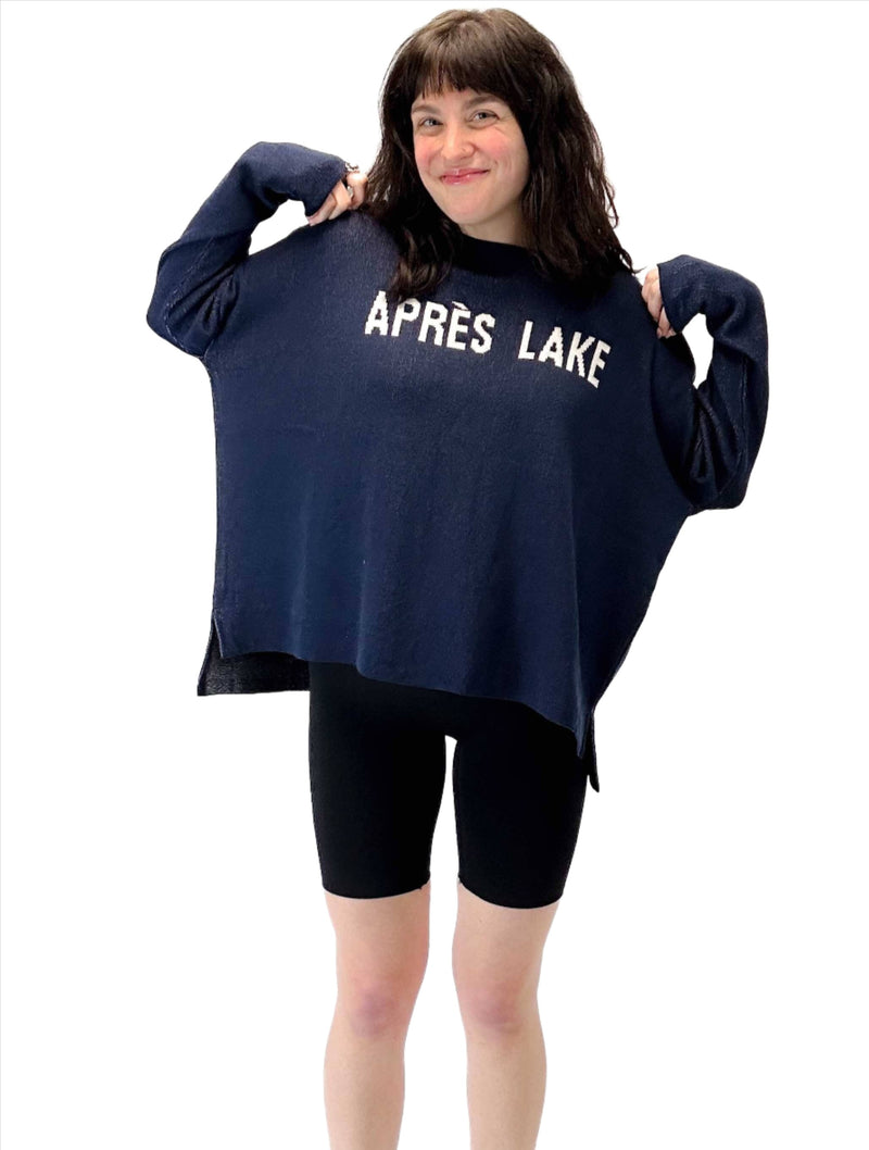 "Après Lake" Sweater in Navy/White