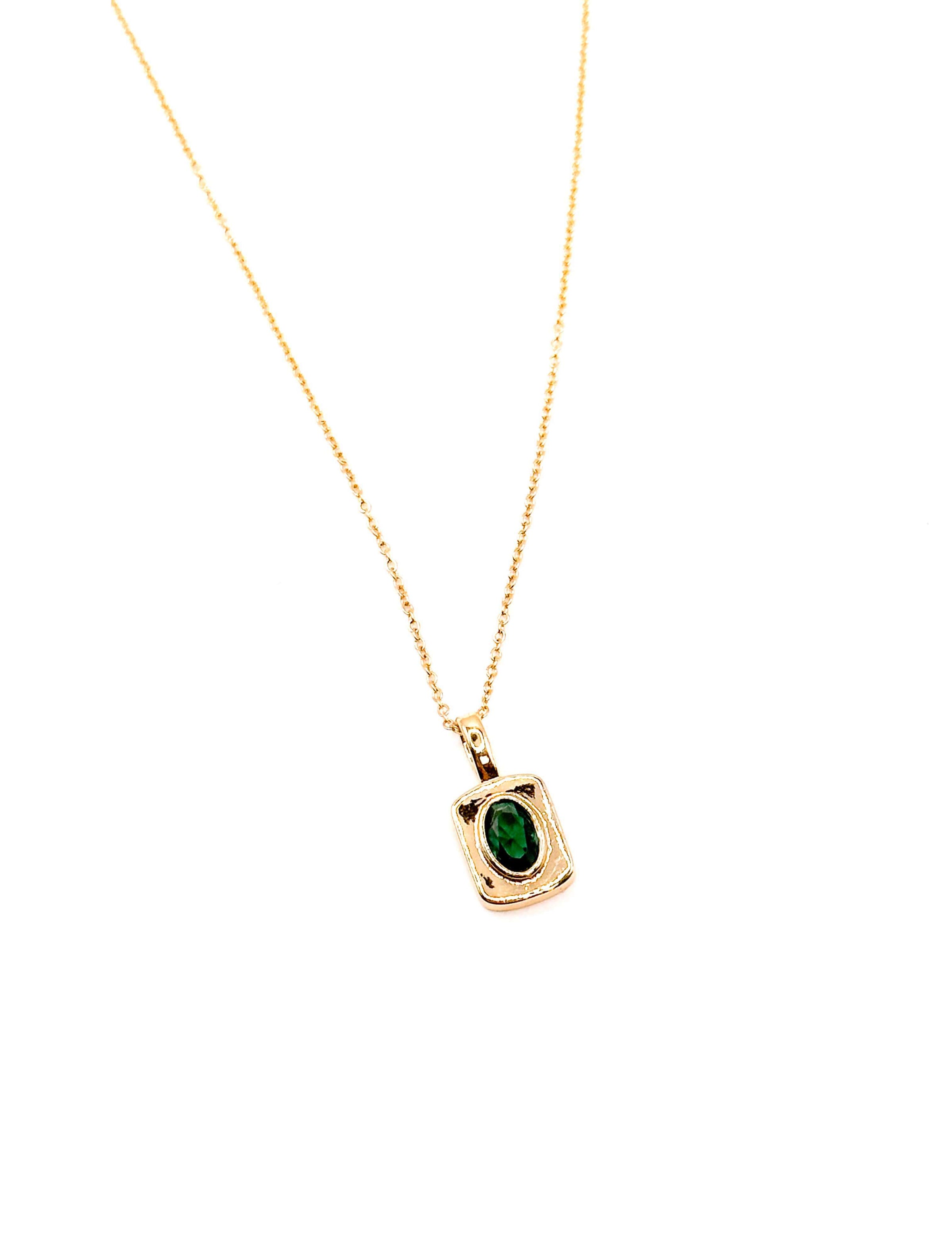 Victoria J Emerald Pendant Necklace in Gold