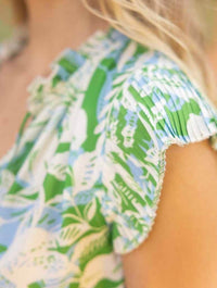 Pleated Sleeve V-Neck Print Top in Green