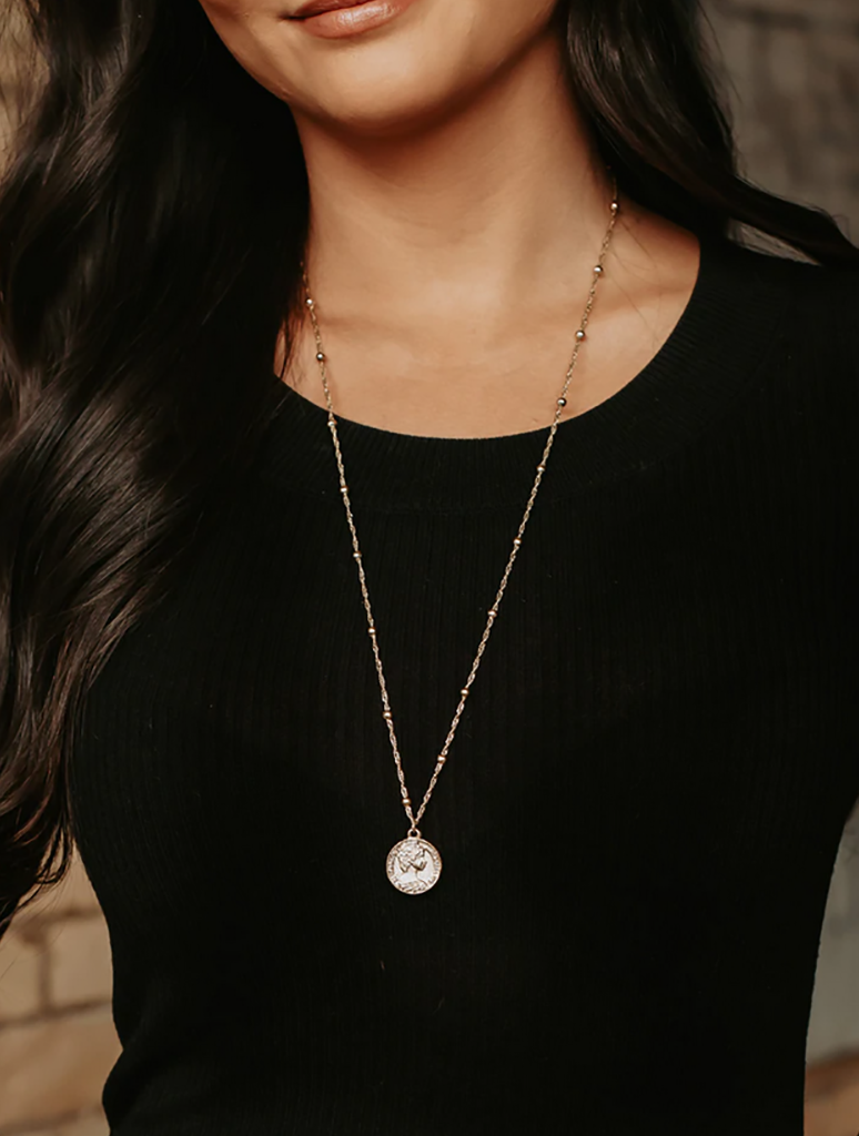 6720508723275-Chain-Necklace-with-Coin-Pendant-in-Gold