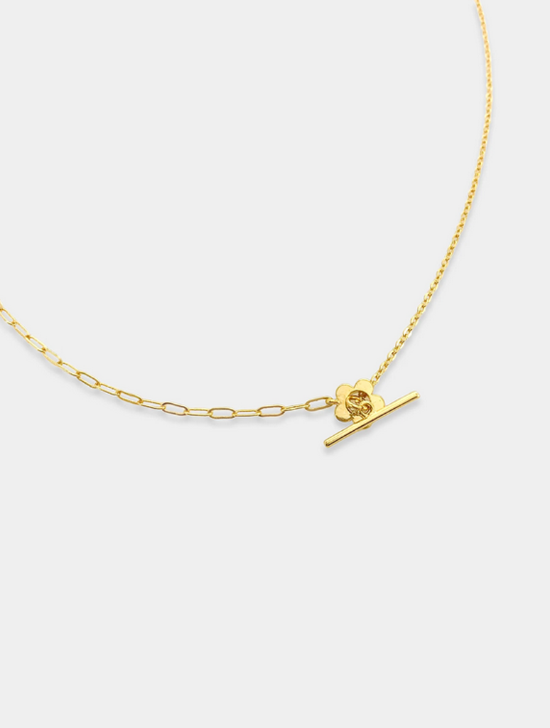 JAYNE Dainty Flower Necklace in Gold