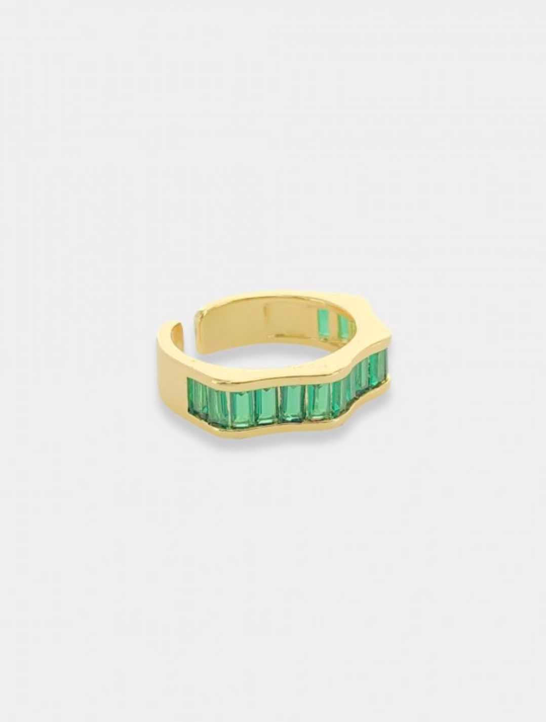 6777586483275-JAYNE-Emerald-Wavy-Baguette-Ring-in-Gold