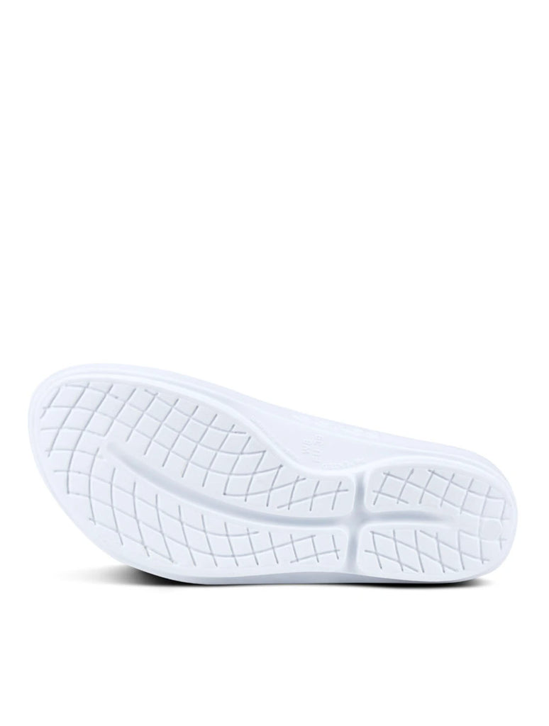 6582420734027-Oofos-Oolala-Flip-Flop-in-White-