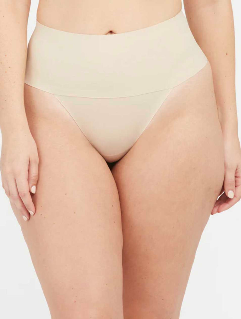 Spanx Undie-Tectable Thong in Soft Nude – JAYNE Boutique